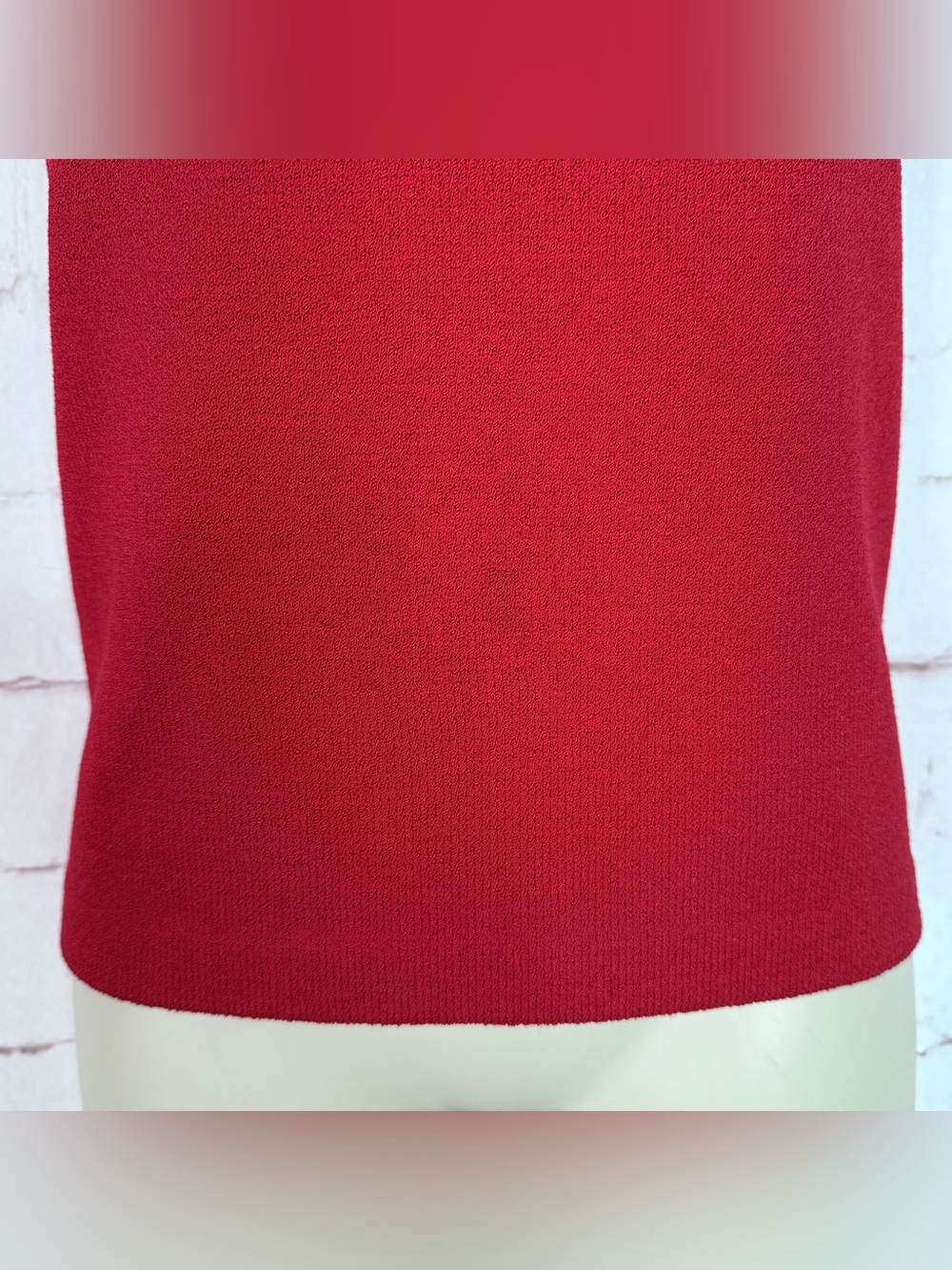 ST. JOHN Sport Santana Knit Red Shell Size Small Scoop Neck Sleeveless Tank - Picture 9 of 14